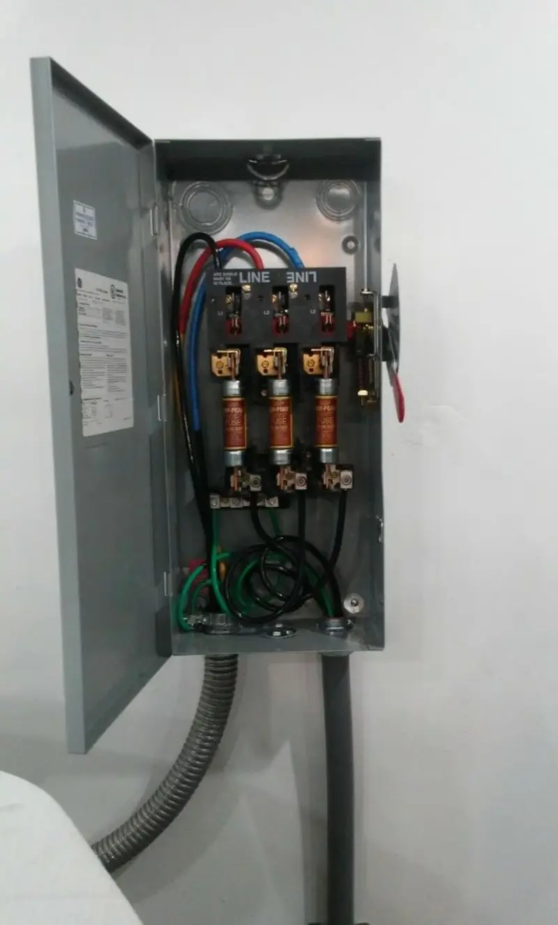 Three-phase disconnect switch installed for Electrical Wiring & Rewiring in Danby